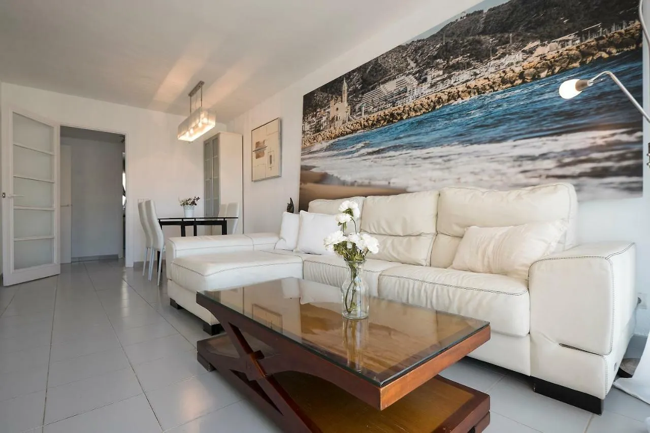 Apartamento Aiguamarina シッチェス